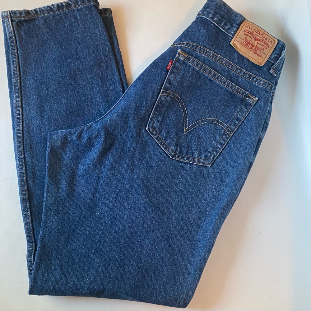 Vintage Levi’s 550 Relaxed Tapered jeans